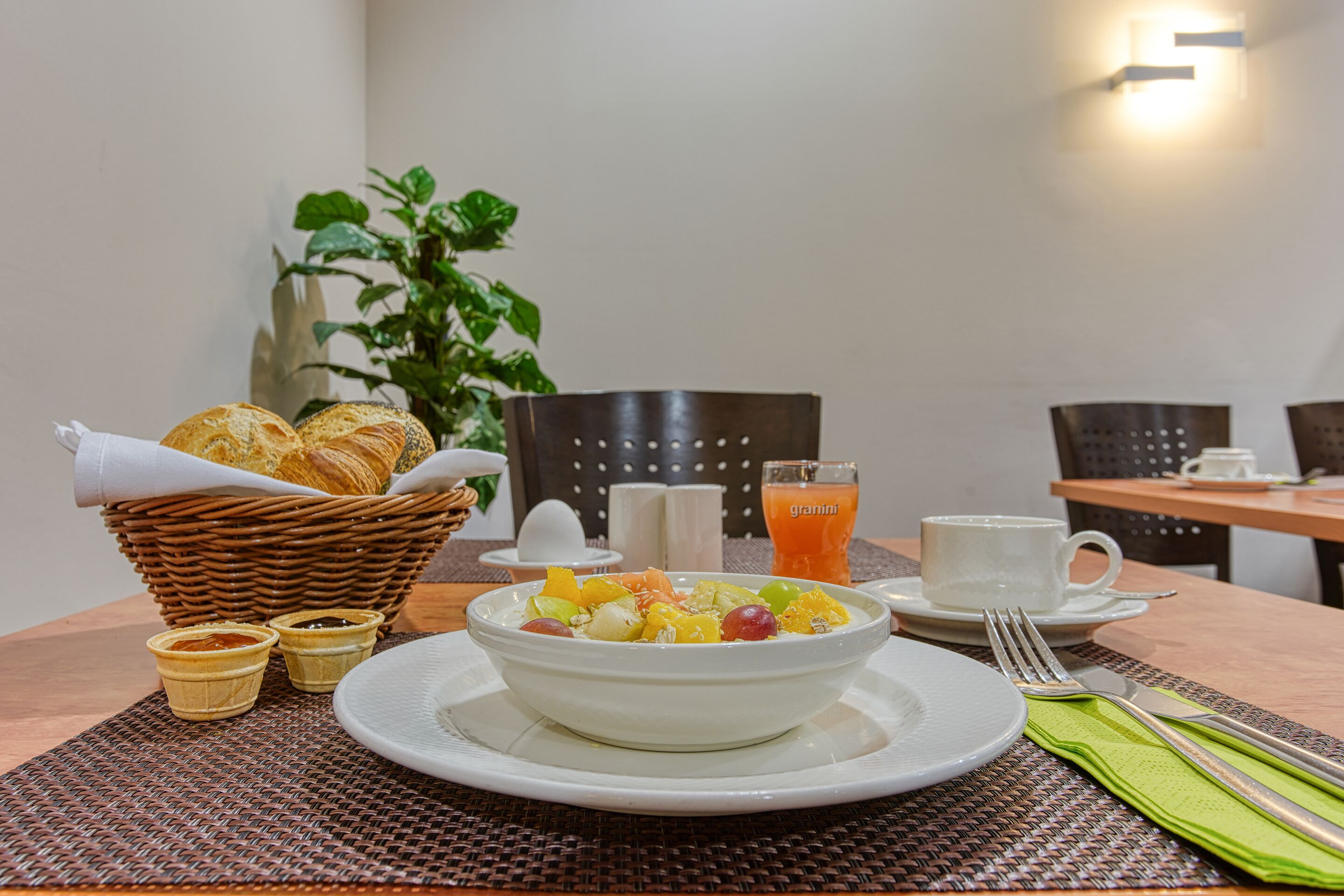 Dagelijks ontbijtbuffet (EUR 12 per persoon)