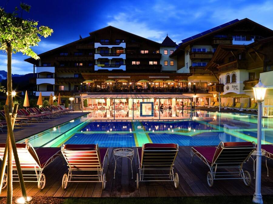 Front of property - evening/night