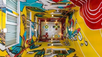 2 restaurantes, café da manhã, culinária internacional