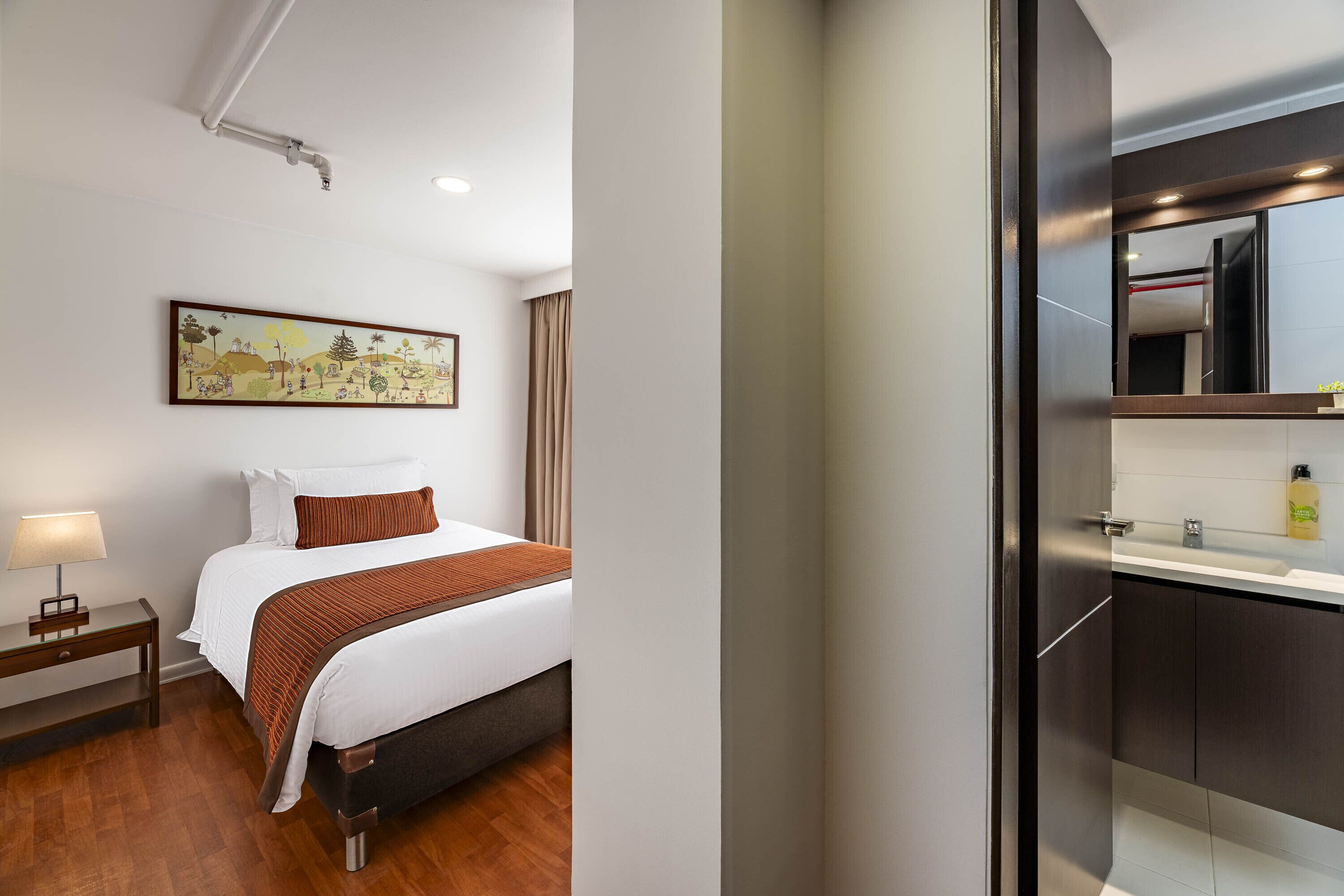 economy single room, 1 single bed | 1 bedroom, premium bedding, down duvets, minibar