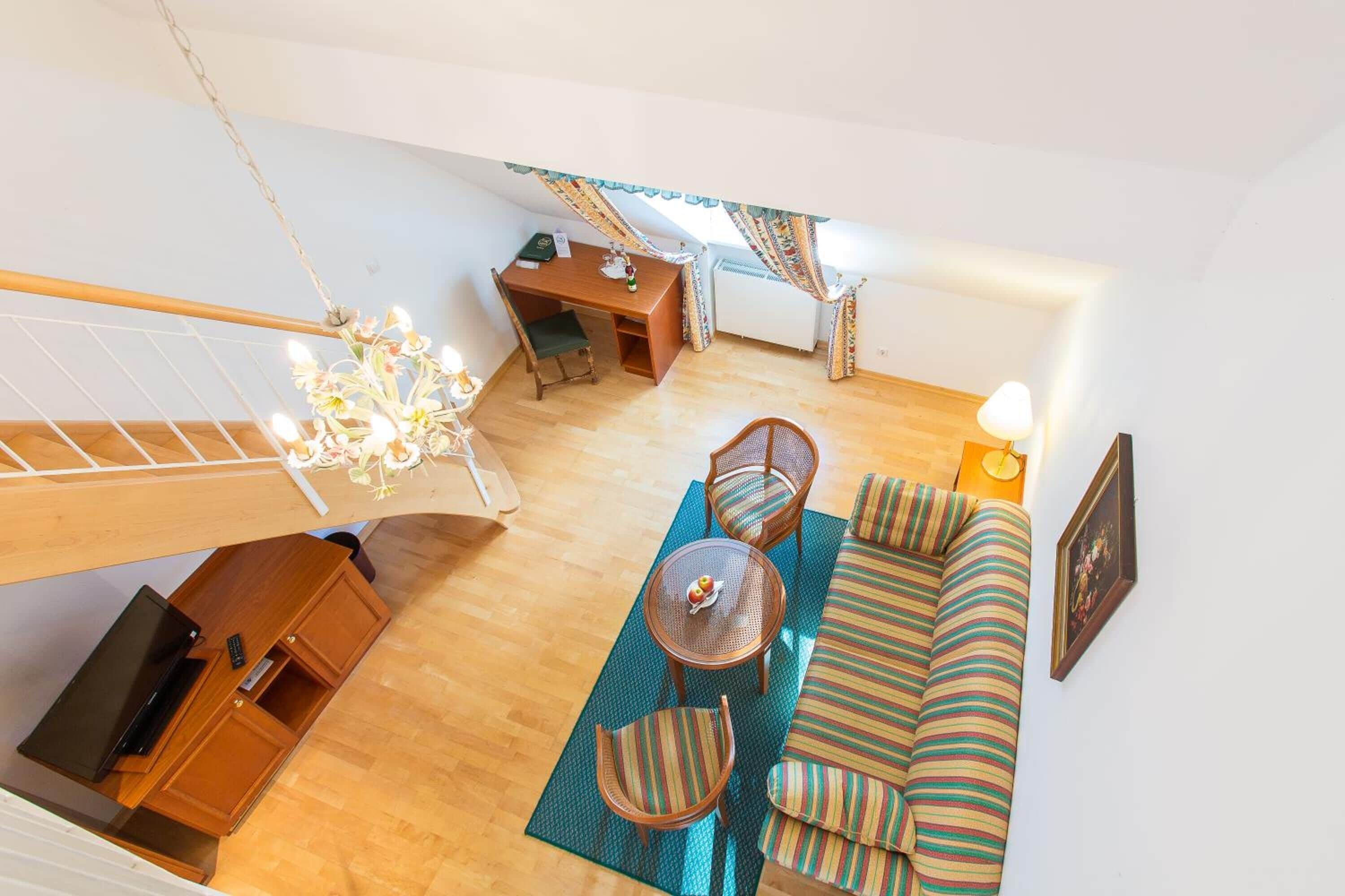 17-inch flat-screen tv with cable channels, tv