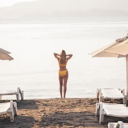 Playa privada en los alrededores, sillas reclinables de playa