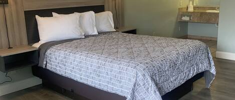 Habitación estándar, 1 cama Queen size | Escritorio y wifi gratis