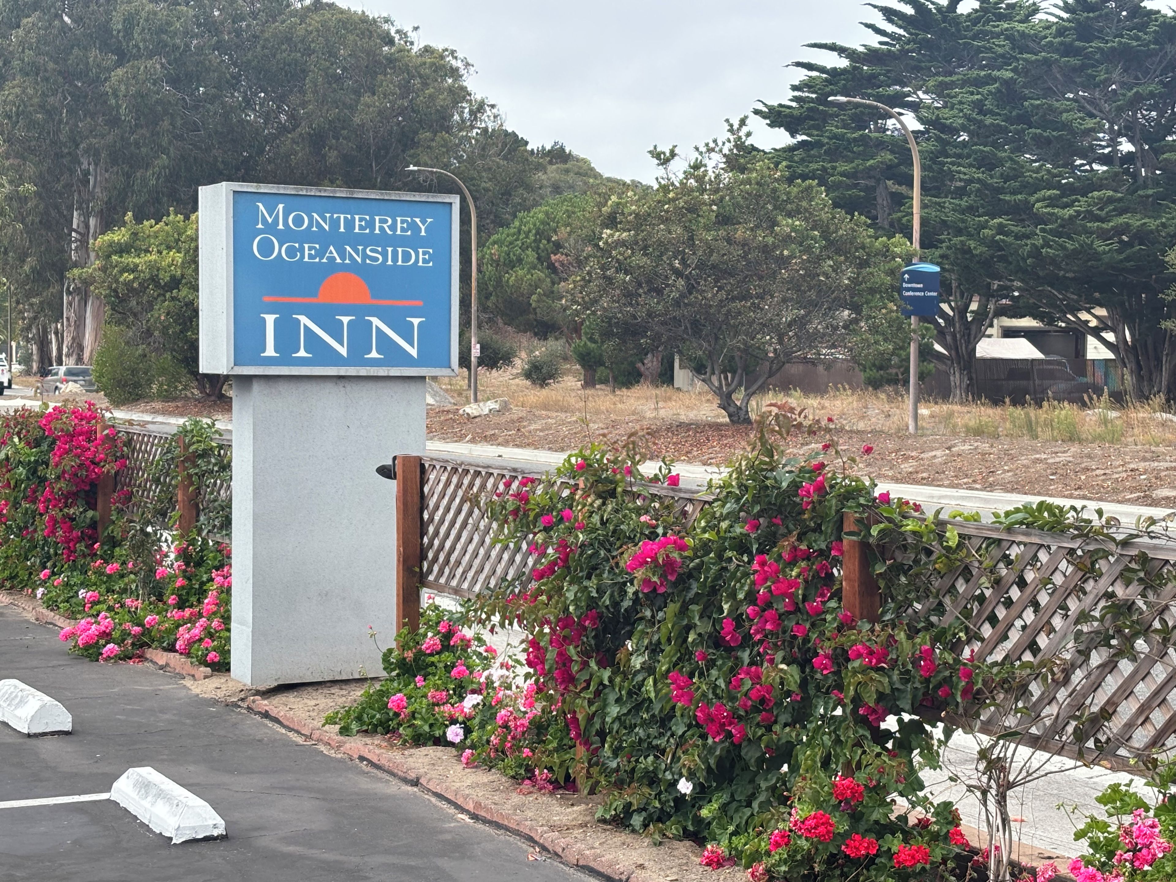 Photo - Monterey Oceanside Inn
