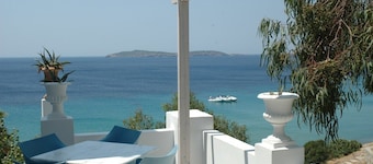 Aneroussa Beach