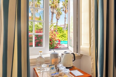 Deluxe Room. Pergola Boutique Hotel