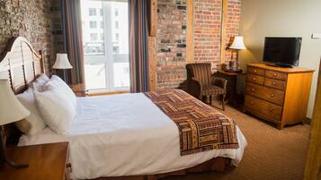 Ropa de cama de alta calidad, escritorio y cortinas blackout