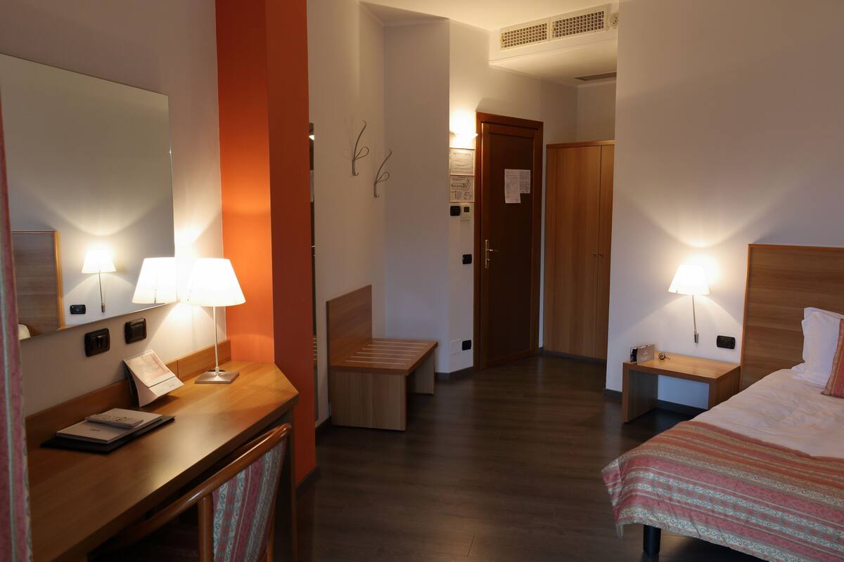 comfort double room, terrace | minibar, in-room safe, desk, free wifi