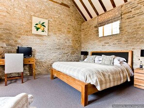 Chambre Double Supérieure, salle de bains attenante