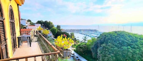 Apartment, Balcony, Sea View | Water view