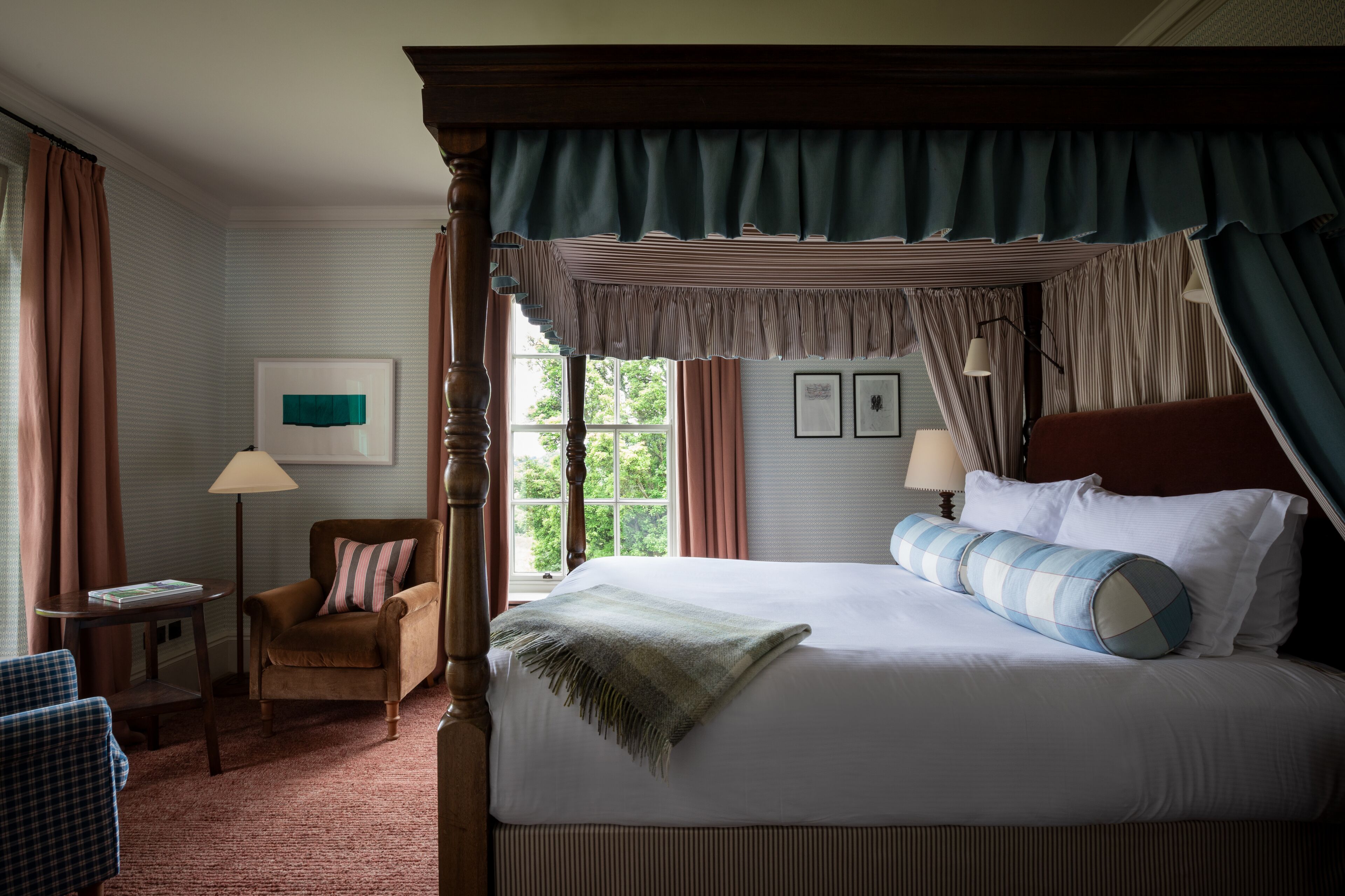 superior double room | egyptian cotton sheets, premium bedding, minibar, individually decorated