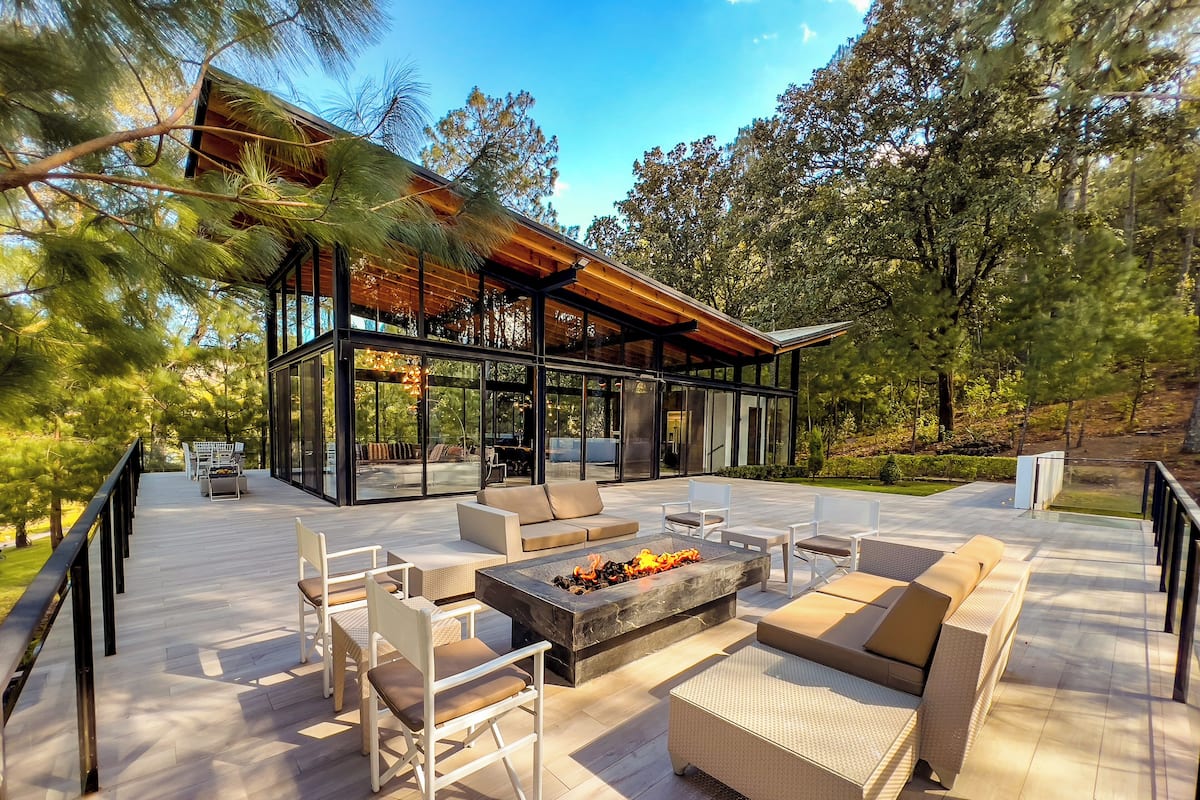 Casa Lago | Iron/ironing board, WiFi, bed sheets