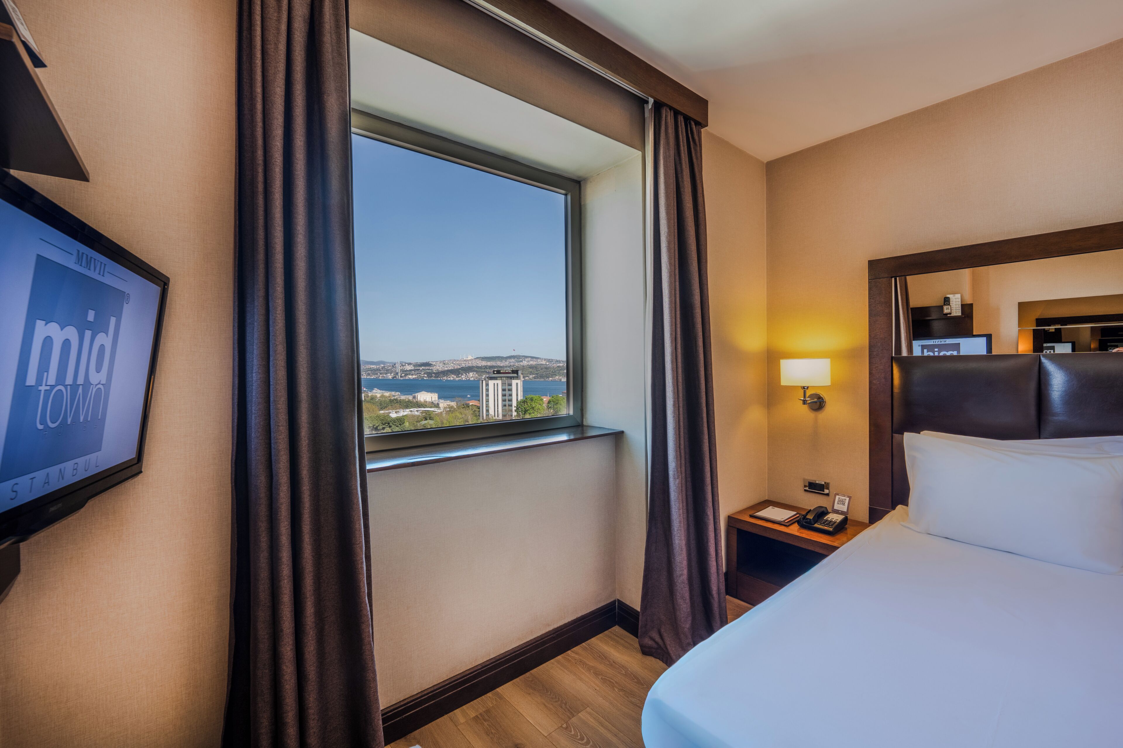 Deluxe Double Room | Premium bedding, memory-foam beds, minibar, in-room safe