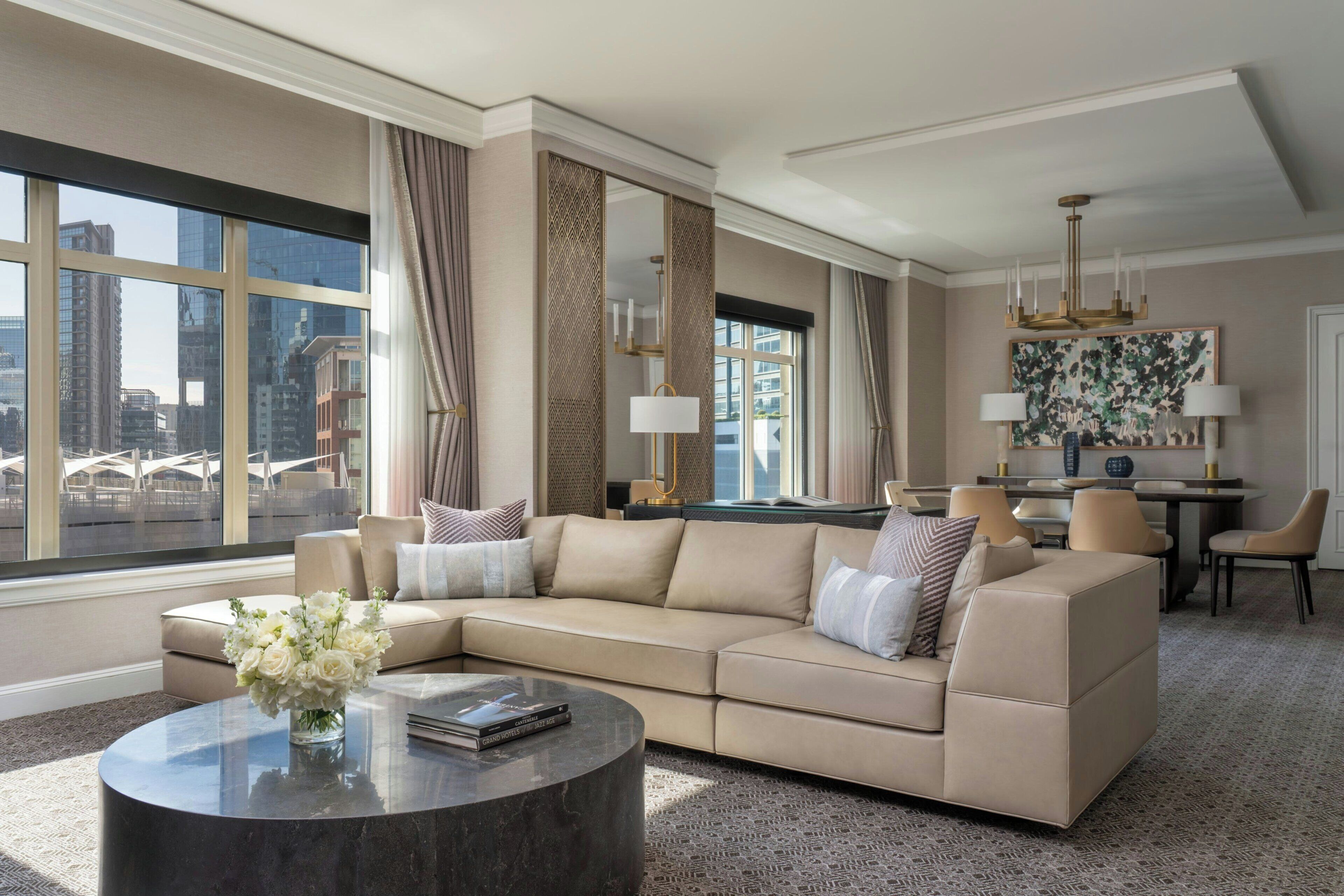 Luxe suite, 1 slaapkamer | Lounge | Cocktailbar