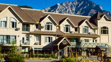 TĂ€gliches nach Wunsch zubereitetes FrĂŒhstĂŒck gegen GebĂŒhr