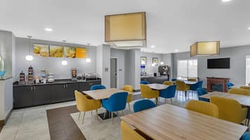 Colazione a buffet inclusa, servita tutte le mattine