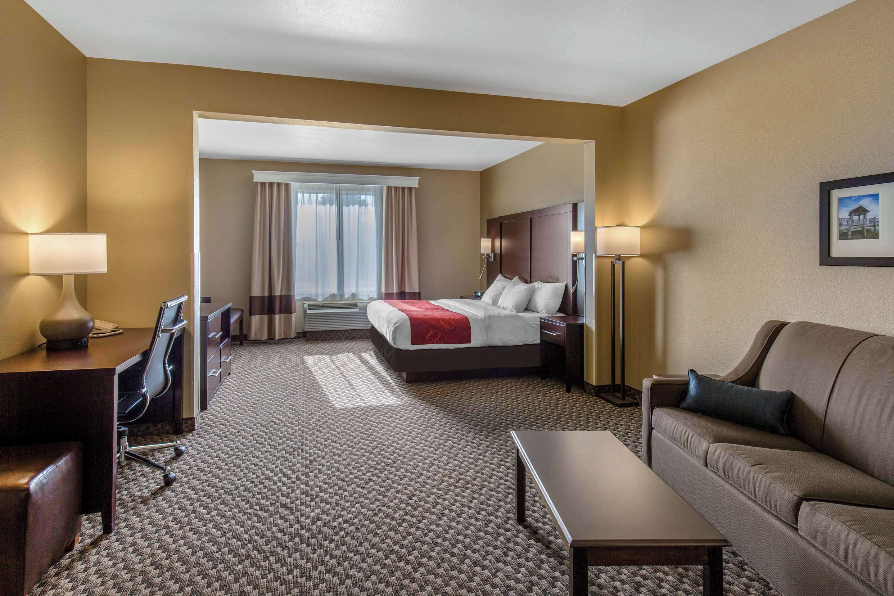 suite, 1 king bed with sofa bed, non smoking, jetted tub | in-room safe, desk, blackout curtains, soundproofing