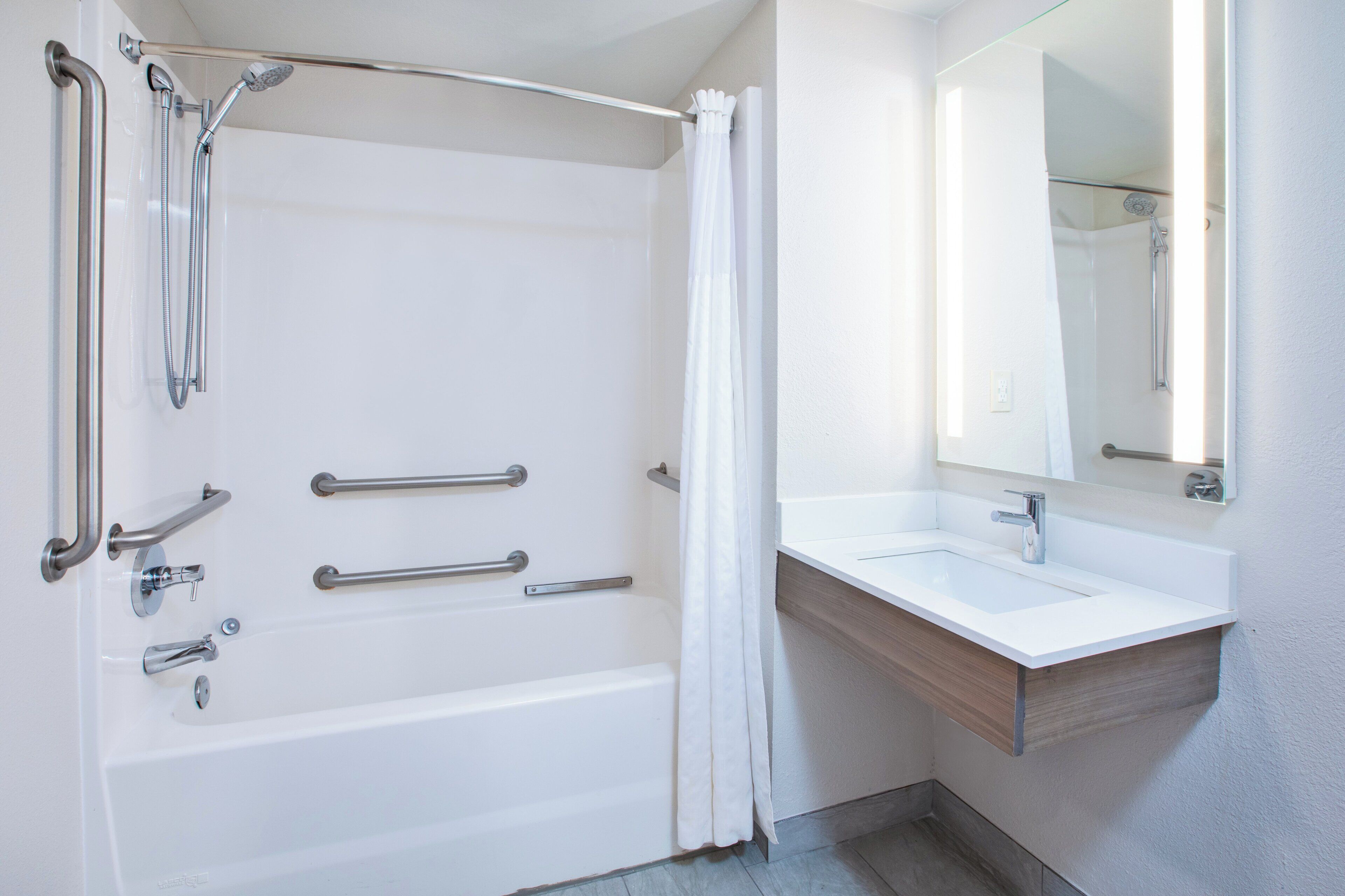 Premium bedding, down comforters, desk, blackout drapes