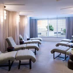 Couples treatment rooms, body treatments, aromatherapy