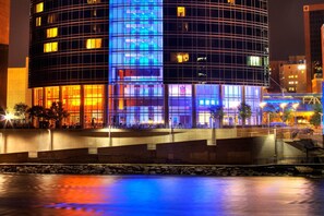 Exterior - JW Marriott Hotel Grand Rapids (Grand Rapids)