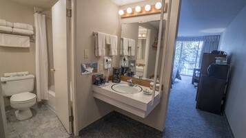Room, 2 Queen Beds | Bathroom | Combined shower/tub, free toiletries, hair dryer, towels