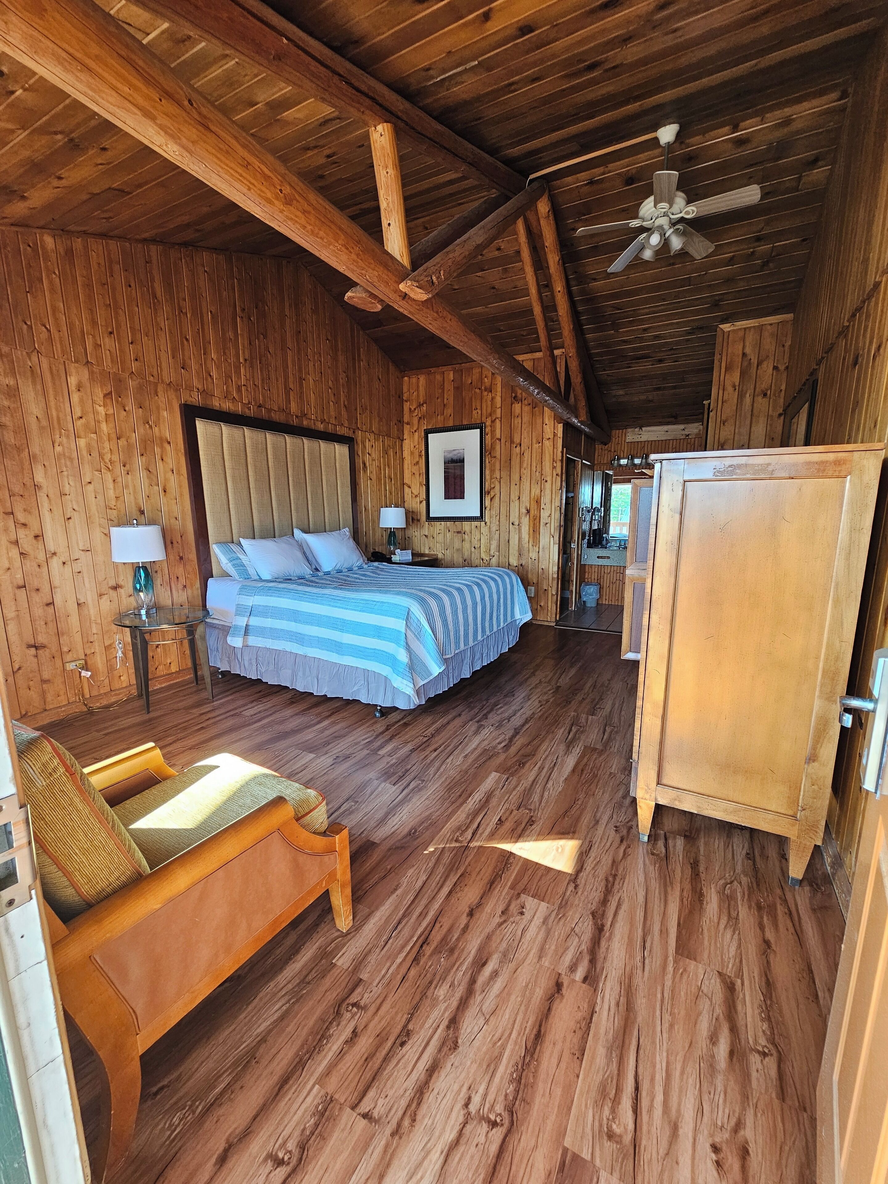 豪華雙人房單人入住 | 書桌、熨斗/熨衣板、免費無線上網、無障礙通道