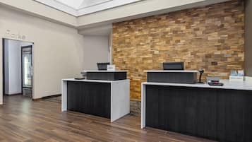 Check-in/check-out kiosk