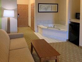 Desk, iron/ironing board, free cribs/infant beds, free WiFi