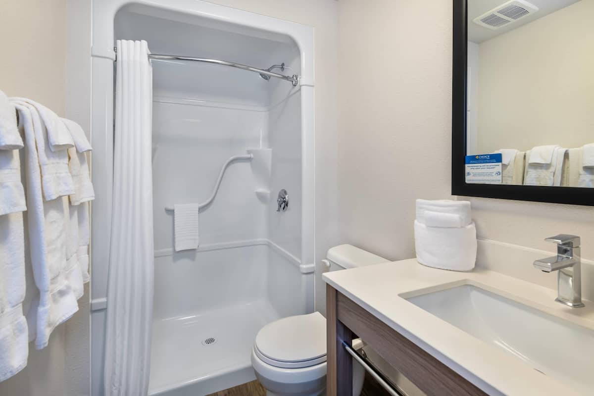 2 double beds | blackout curtains, iron/ironing board, free wifi, bed sheets