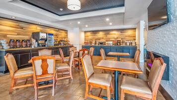 Free daily full breakfast