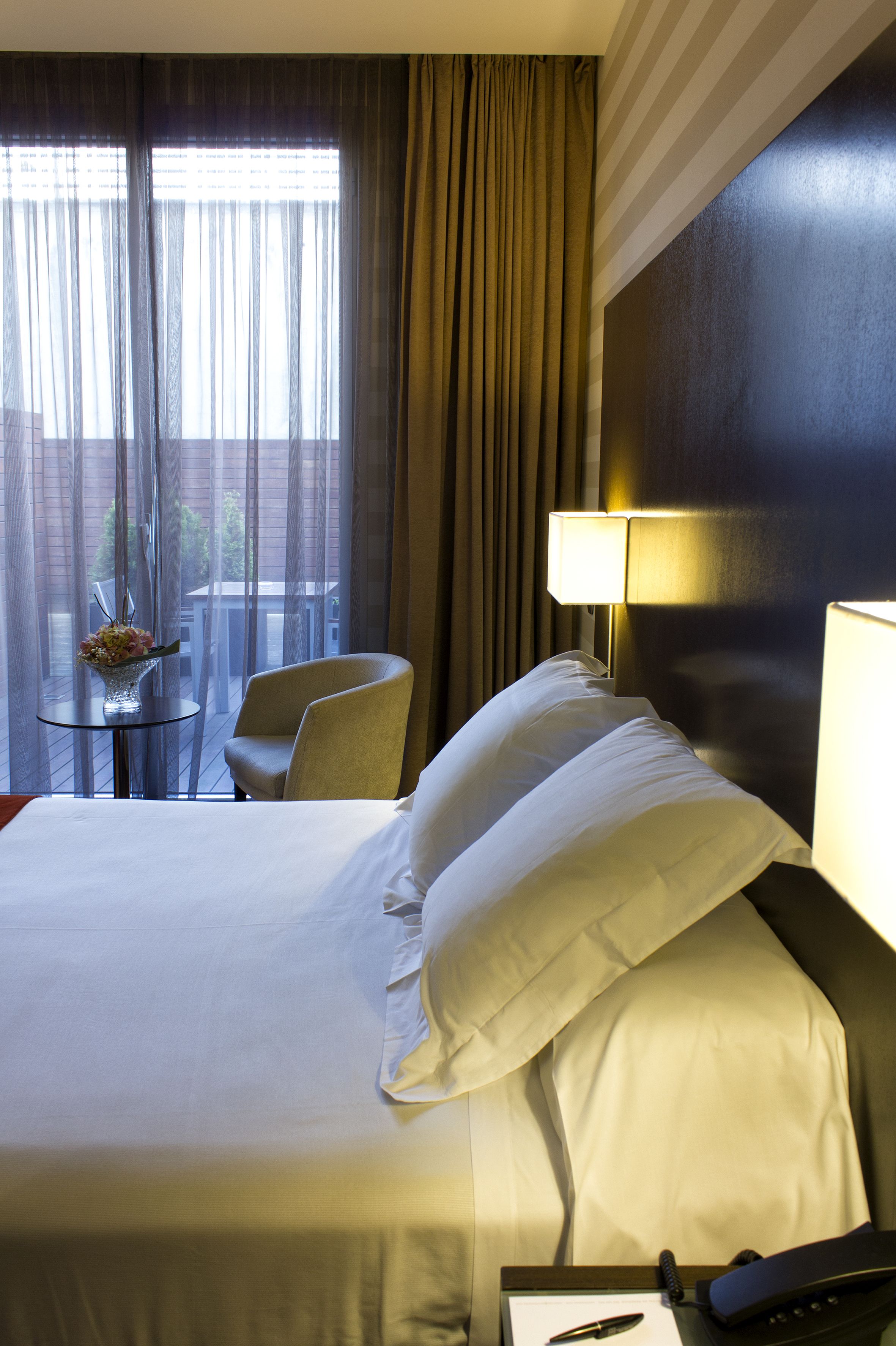 minibar, in-room safe, desk, laptop workspace