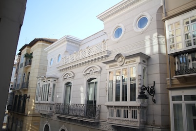 Hotel del Pintor Historical Center, by Hoteles con Cultura