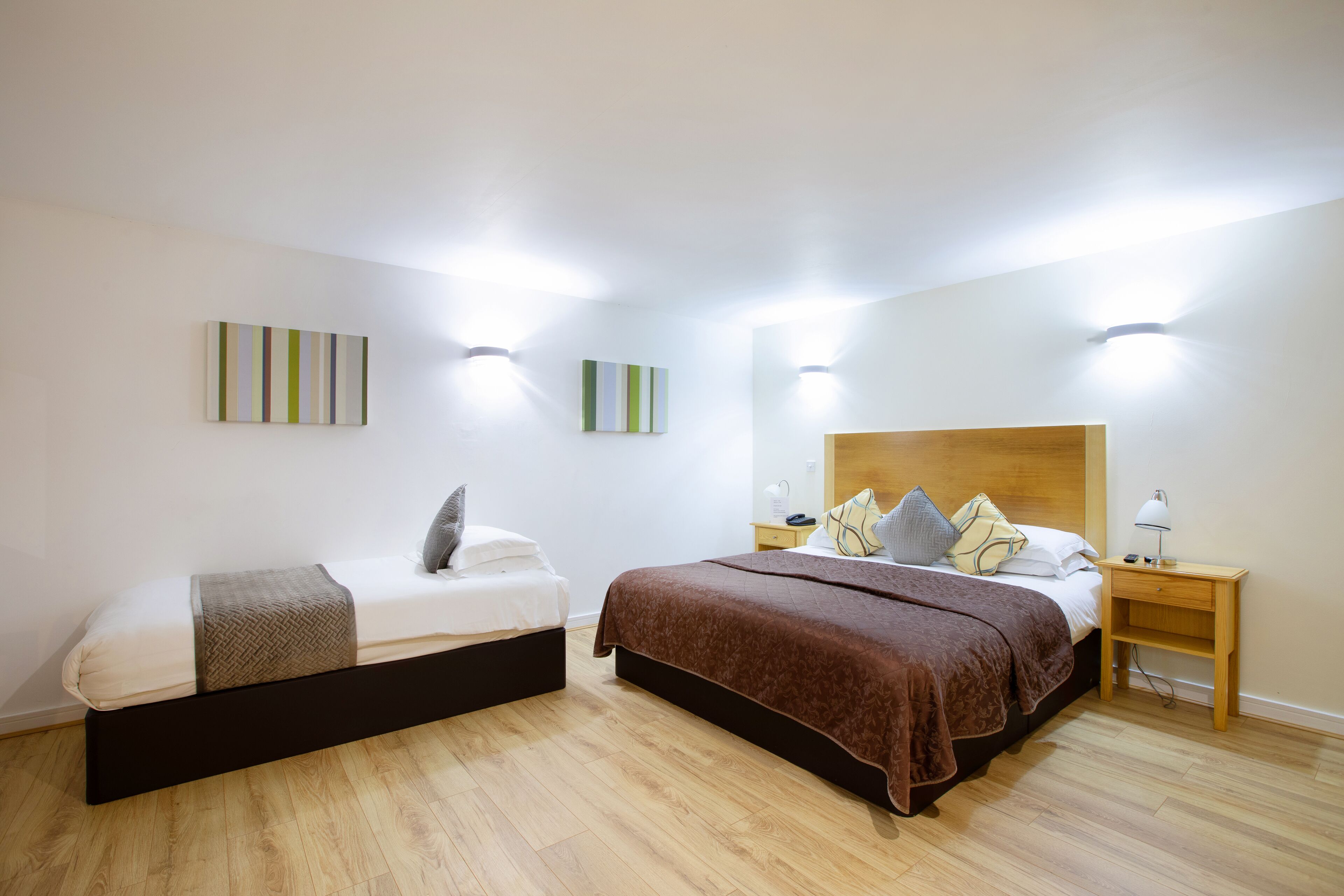 deluxe studio suite | in-room safe, desk, iron/ironing board, free wifi