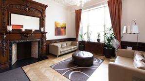 Restaurant - Cleveland Hotel (London)