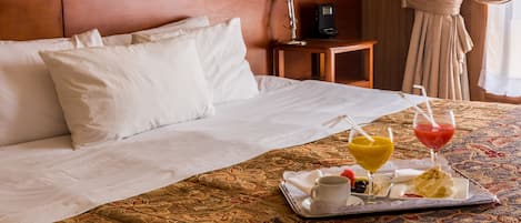 Ropa de cama de alta calidad, colchones Tempur-Pedic y minibar