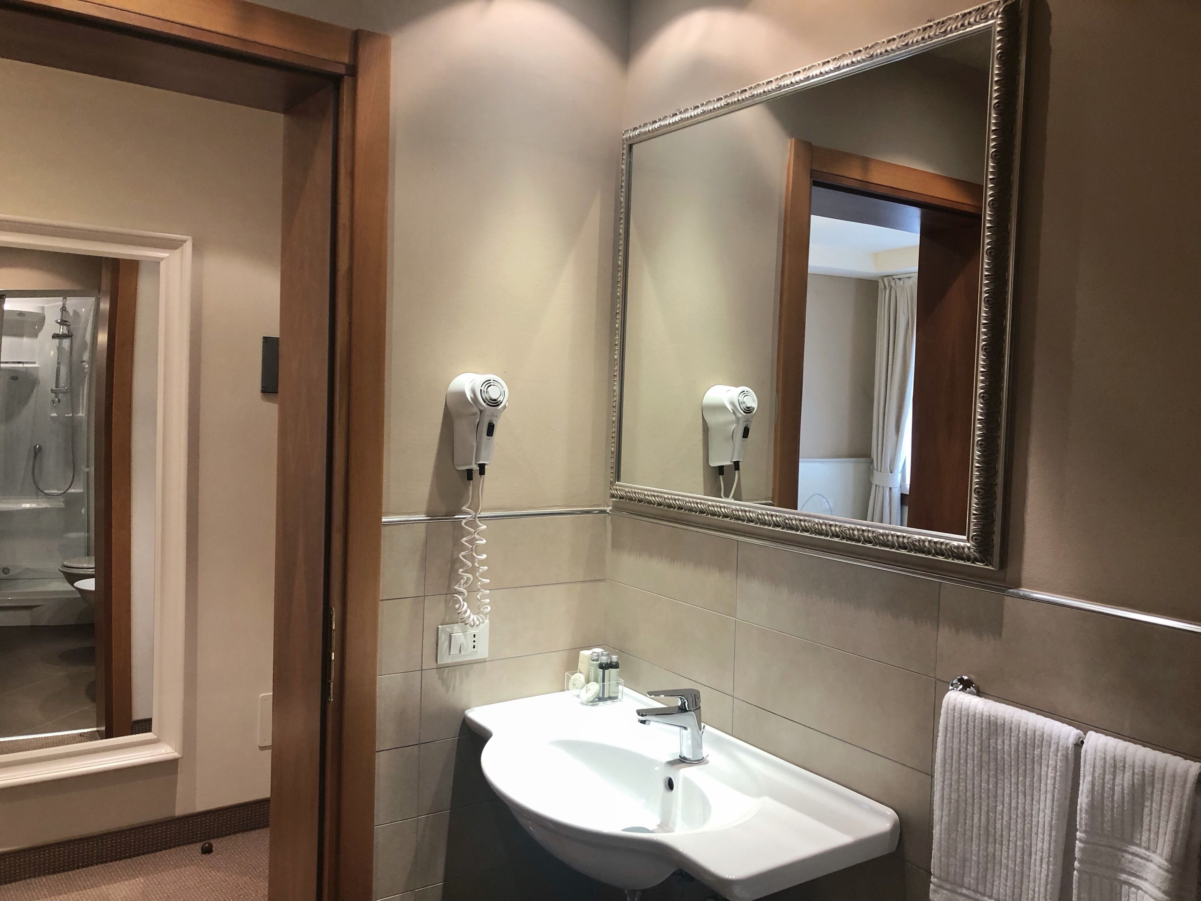 comfort single room | bathroom | separate bathtub and shower, free toiletries, hair dryer, bathrobes