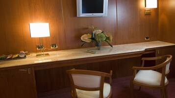 Down comforters, minibar, in-room safe, desk