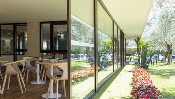 Entrada (vista interna)