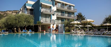 Outdoor pool, pool umbrellas, pool loungers