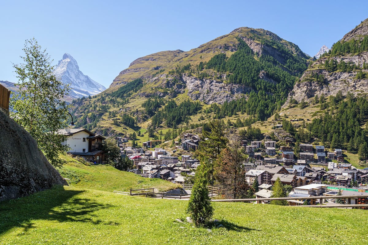 Superior Doppelzimmer mit Matterhornblick, Balkon oder geteilte Erdgeschoss Terrasse | Blick auf die Berge