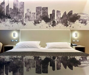 Deluxe Double Room | Down duvets, minibar, in-room safe, desk - The Sydney Hotel (Bologna)