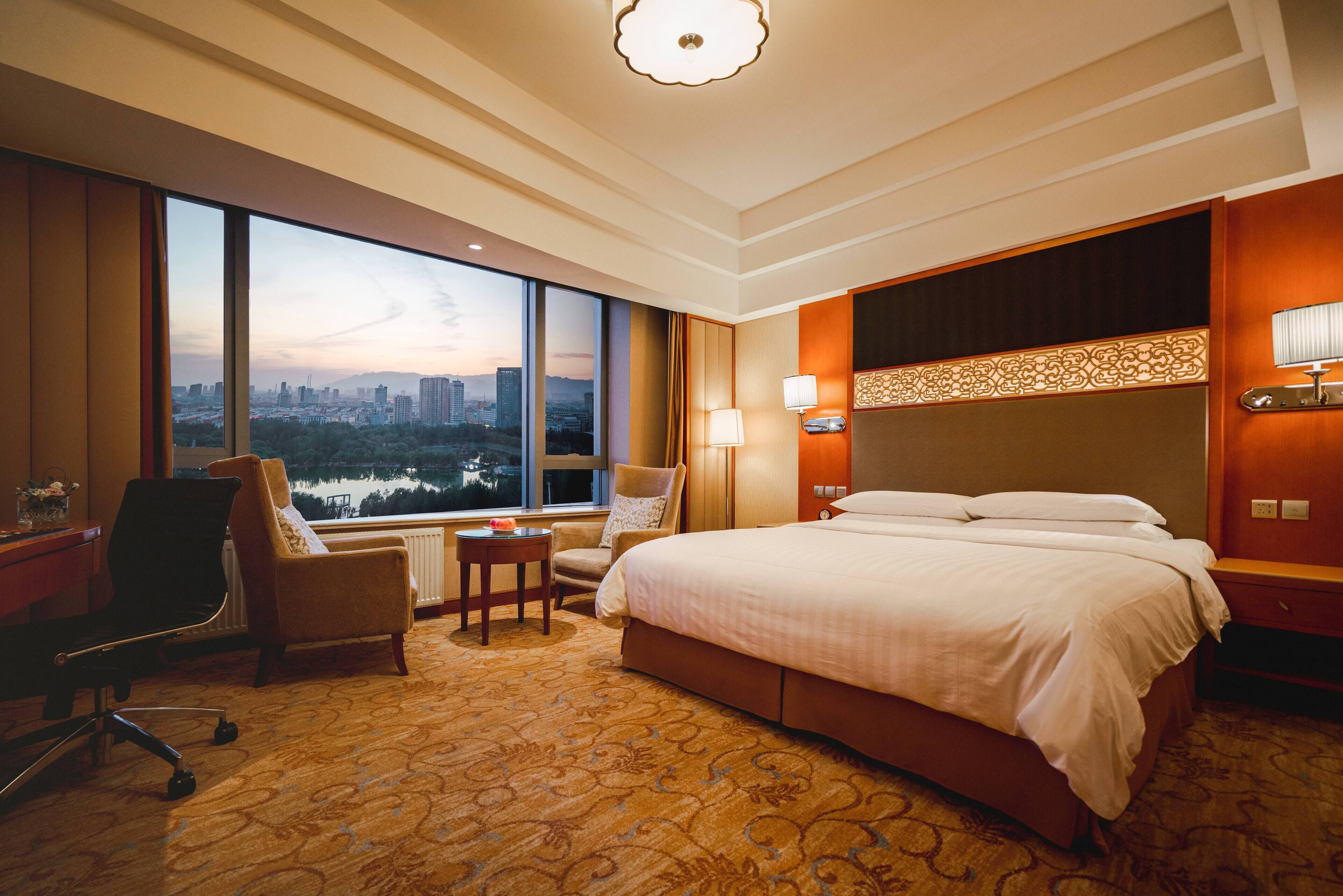 Premium bedding, minibar, in-room safe, desk