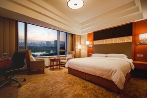 Ropa de cama de alta calidad y minibar