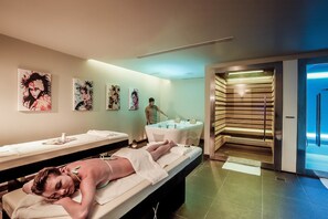 Couples treatment rooms, sauna, hot tub, steam room, body treatments - Castello Village Resort (Agios Nikolaos)