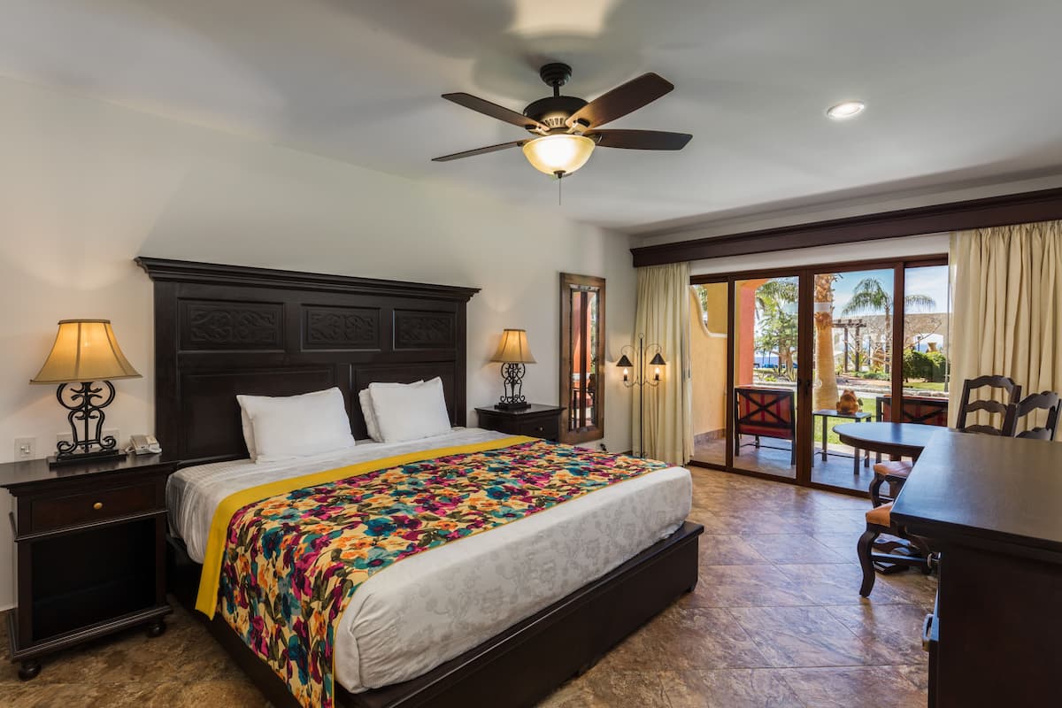 Encanto Studio | In-room safe, individually decorated, individually furnished