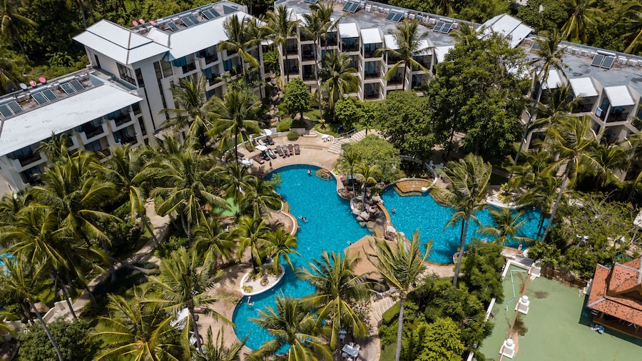 Horizon Karon Beach Resort & Spa