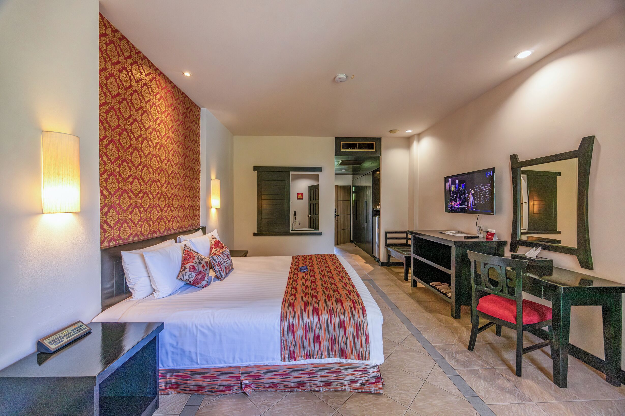 Minibar, in-room safe, desk, blackout curtains