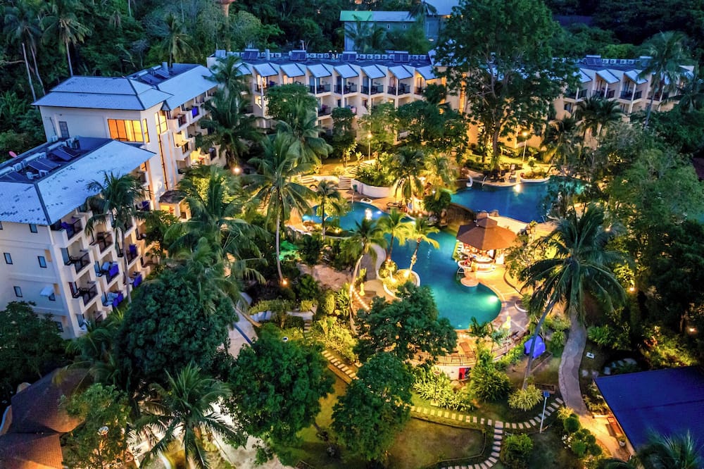 Horizon Karon Beach Resort & Spa