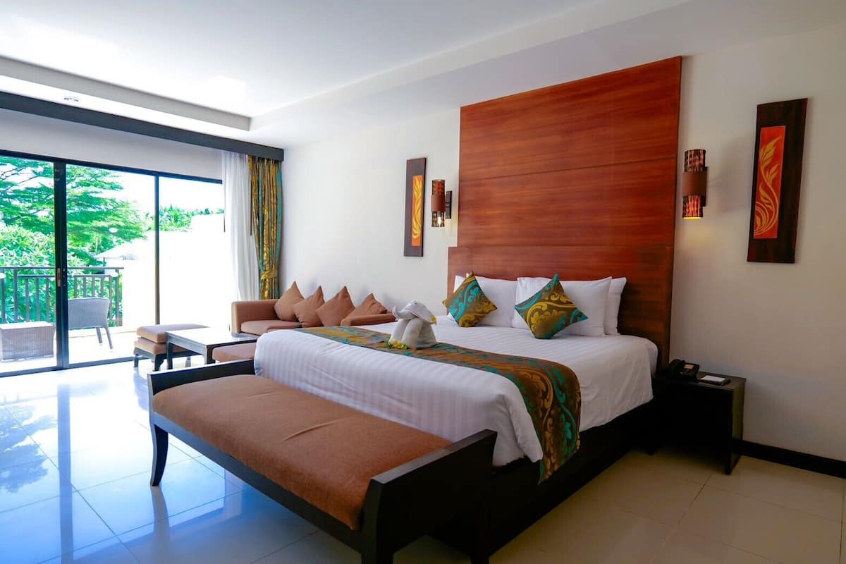 1 bedroom, minibar, in-room safe, desk