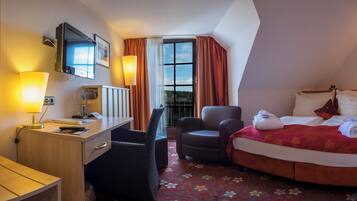 Allergikerbettwaren, Zimmersafe, Schreibtisch, Verdunkelungsvorhänge